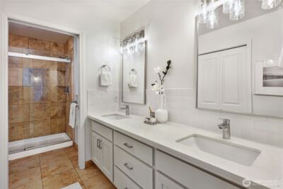 2841 14th Avenue W #202, Seattle, WA 98119 - Photo 18