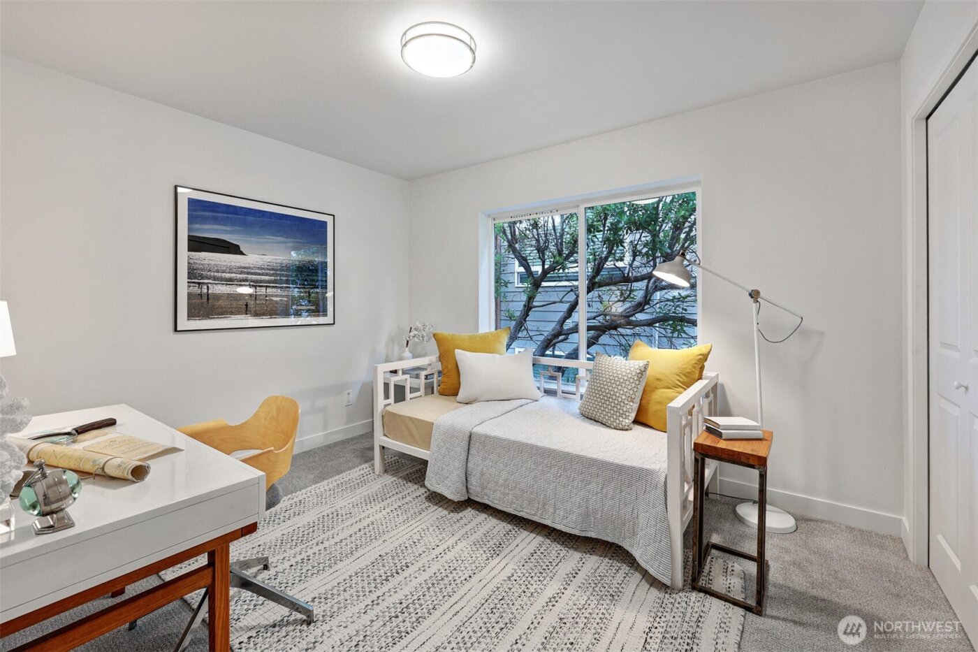 2841 14th Avenue W #202, Seattle, WA 98119