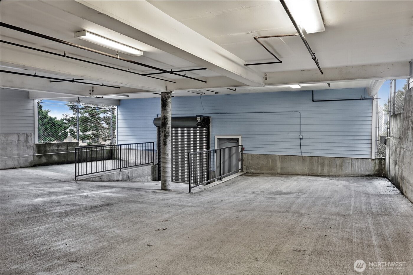 2841 14th Avenue W #202, Seattle, WA 98119