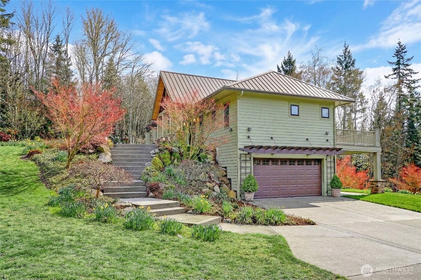 2165 Lowell Point Road , Camano Island, WA 98282