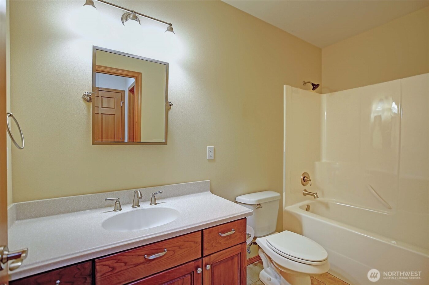 2165 Lowell Point Road , Camano Island, WA 98282