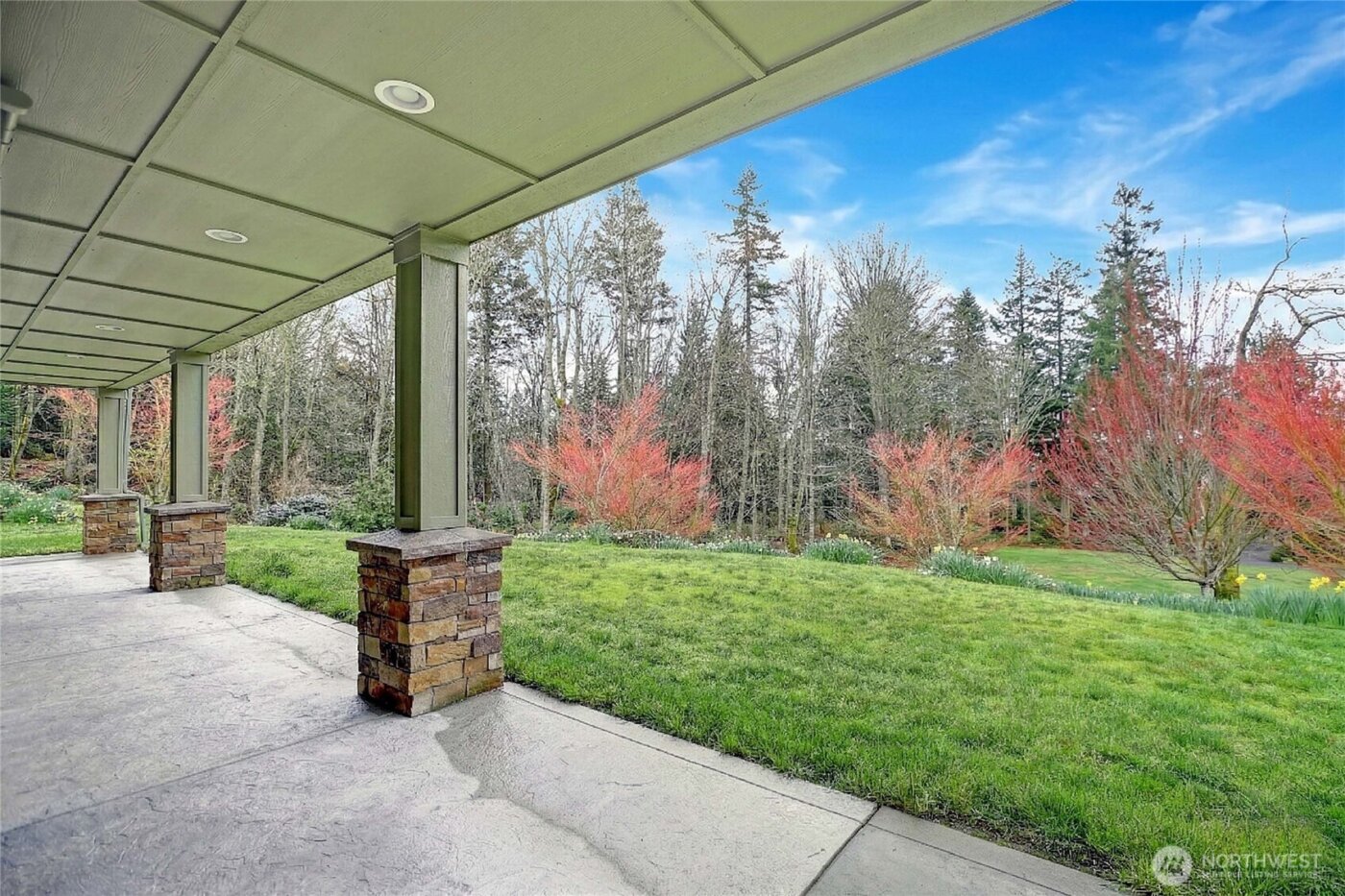 2165 Lowell Point Road , Camano Island, WA 98282