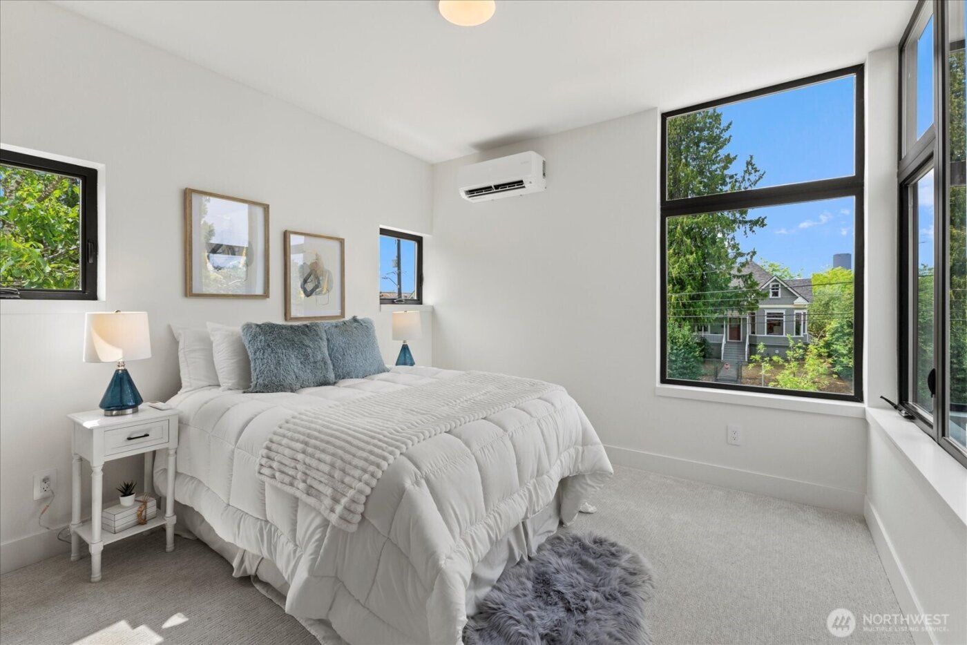 128 24th Avenue , Seattle, WA 98122