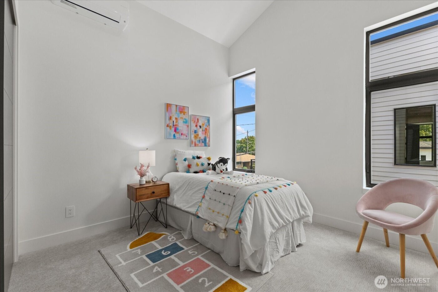 128 24th Avenue , Seattle, WA 98122