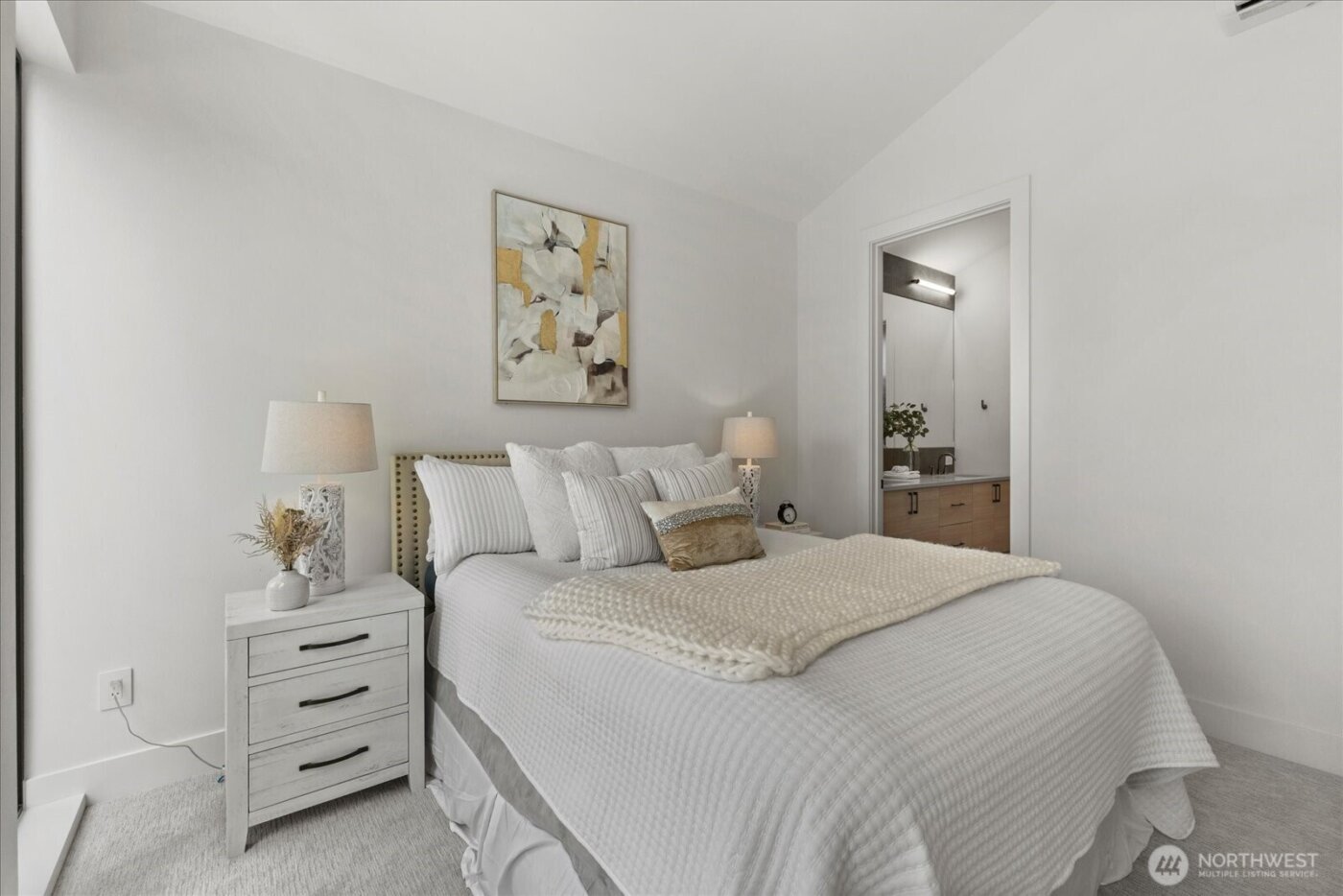 128 24th Avenue , Seattle, WA 98122