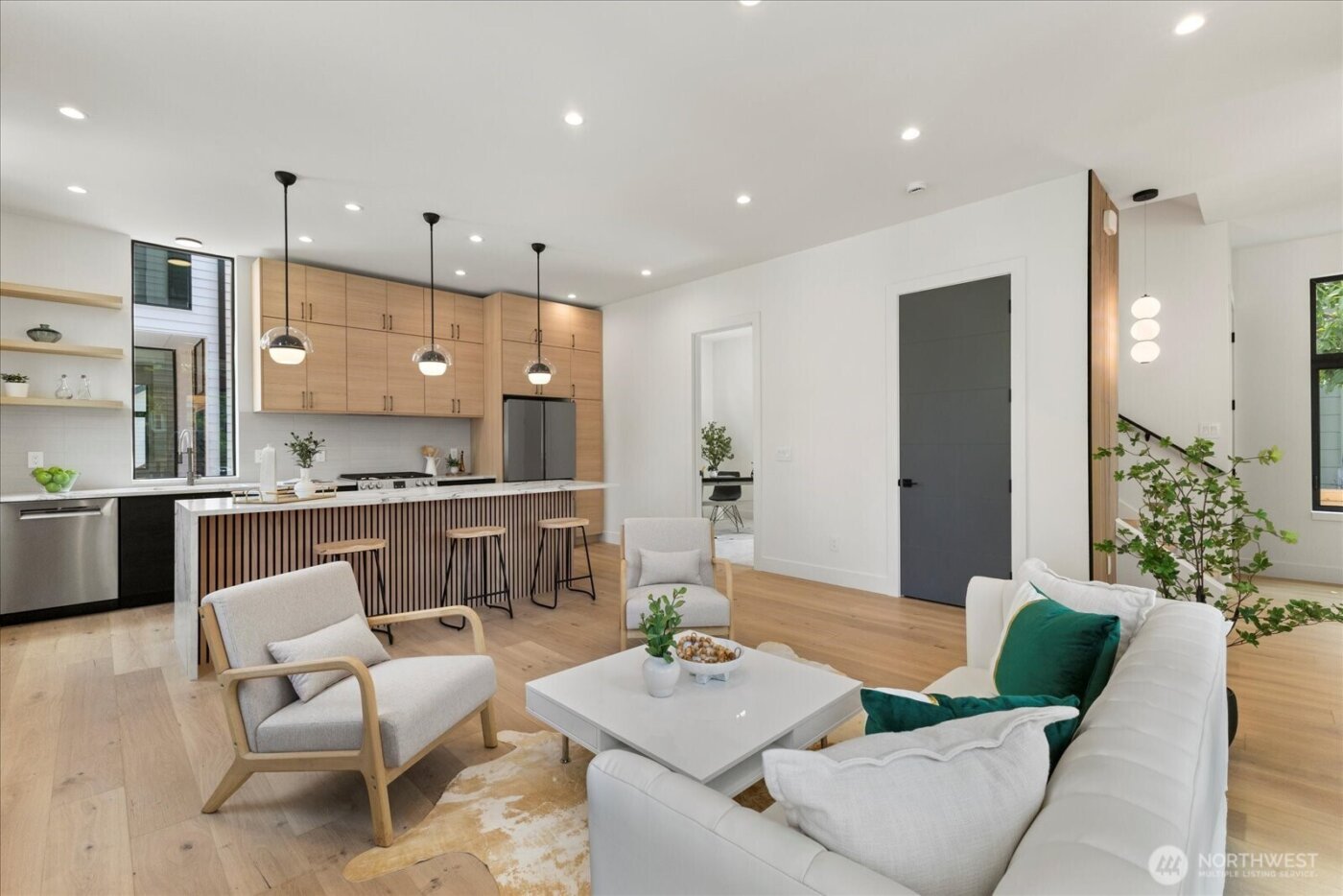 128 24th Avenue , Seattle, WA 98122