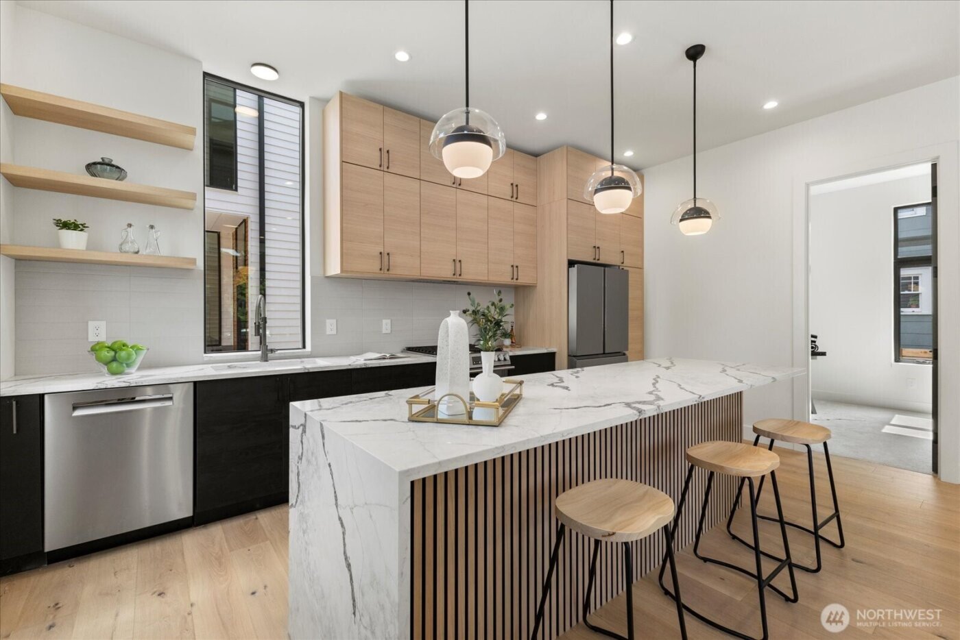 128 24th Avenue , Seattle, WA 98122