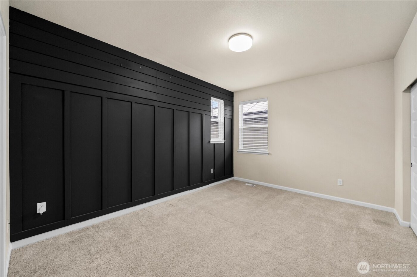 32709 Ash Avenue SE, Black Diamond, WA 98010