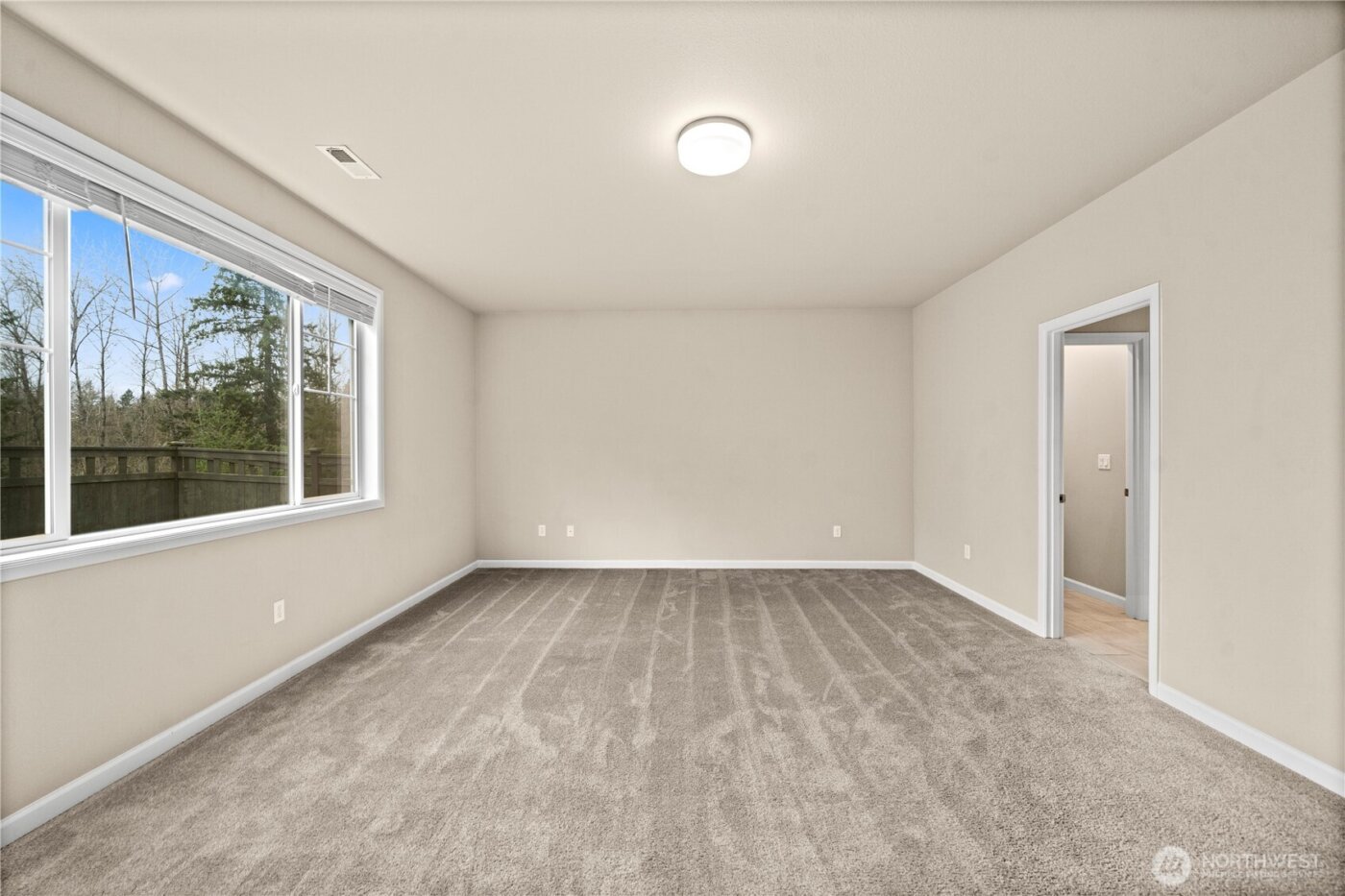 32709 Ash Avenue SE, Black Diamond, WA 98010