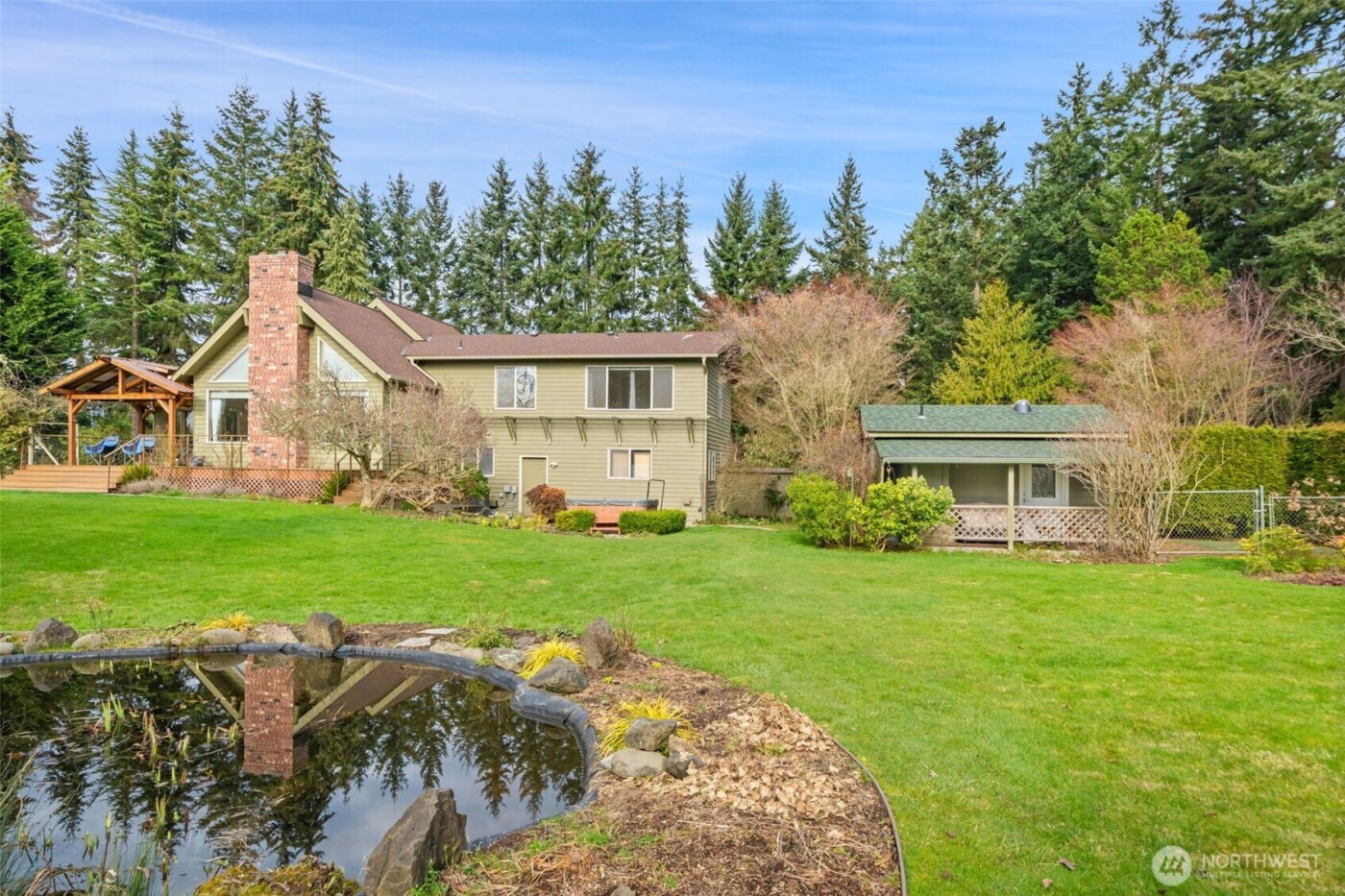 520 Grandview Drive , Sequim, WA 98382