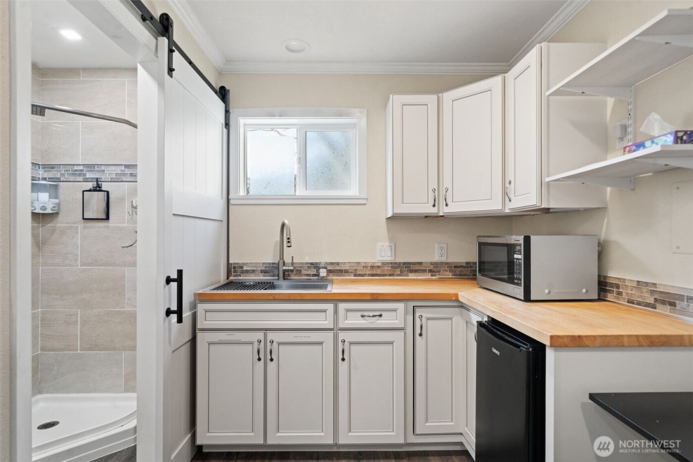 520 Grandview Drive , Sequim, WA 98382