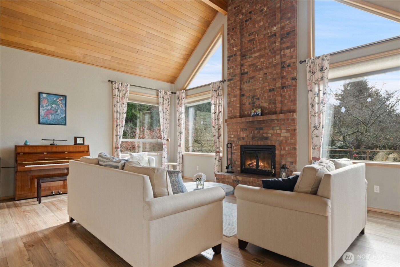 520 Grandview Drive , Sequim, WA 98382