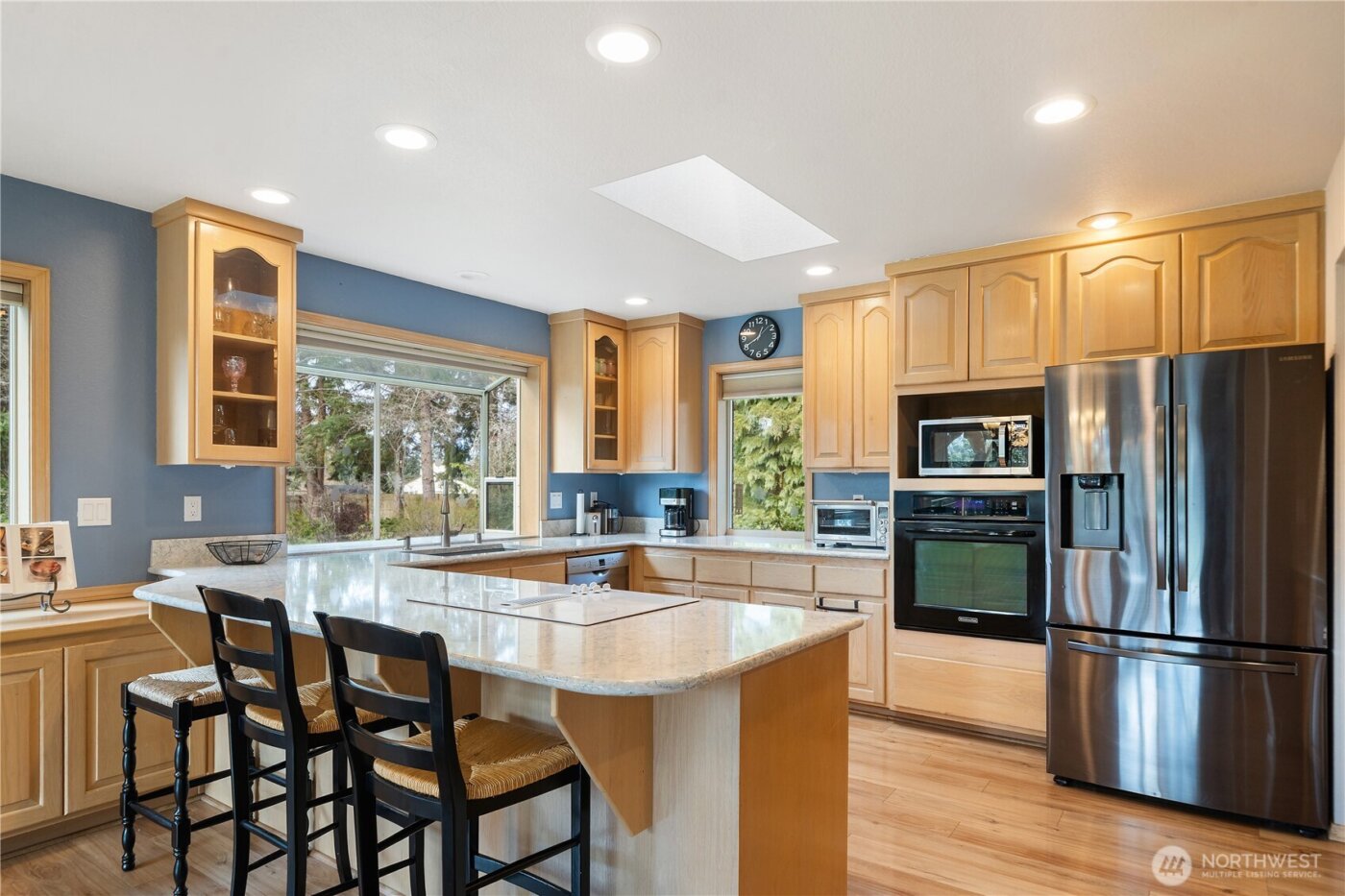 520 Grandview Drive , Sequim, WA 98382