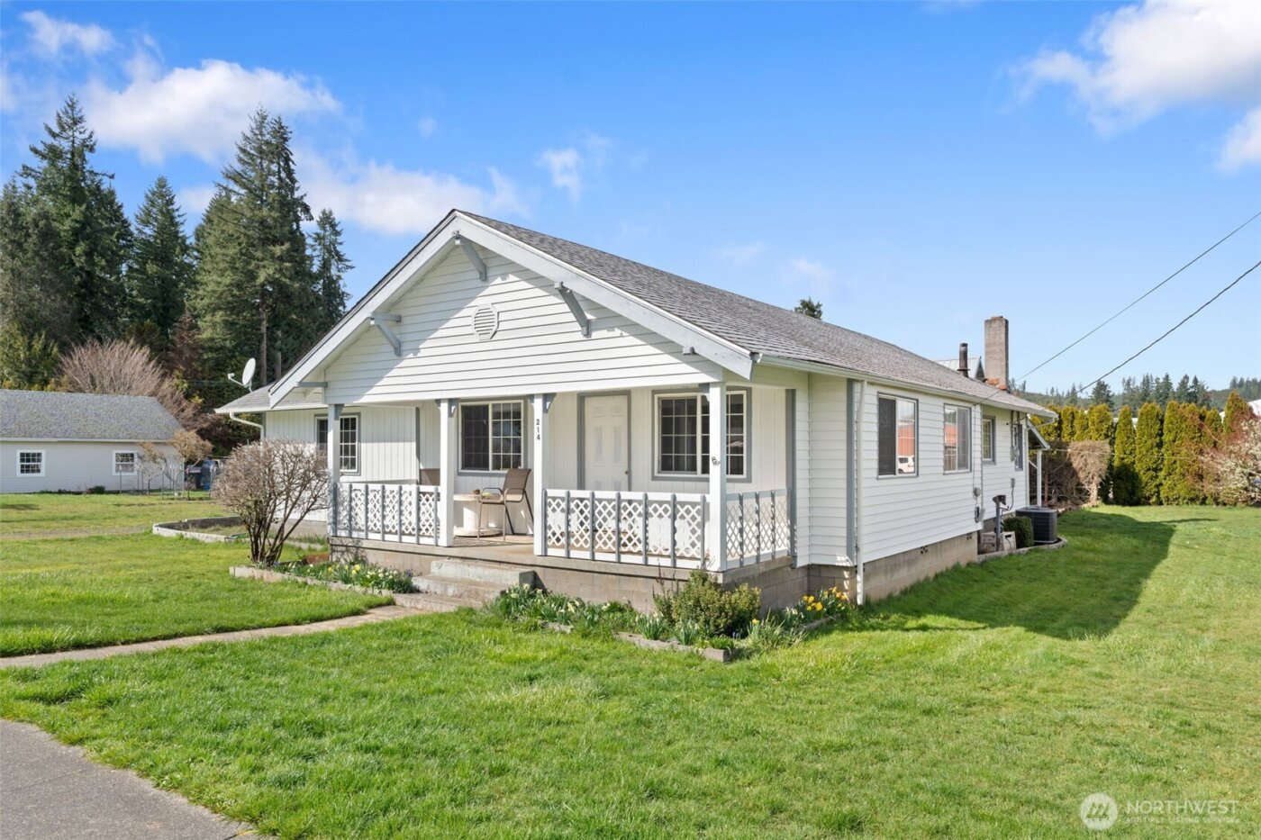 214 Pe Ell Avenue W, Pe Ell, WA 98572