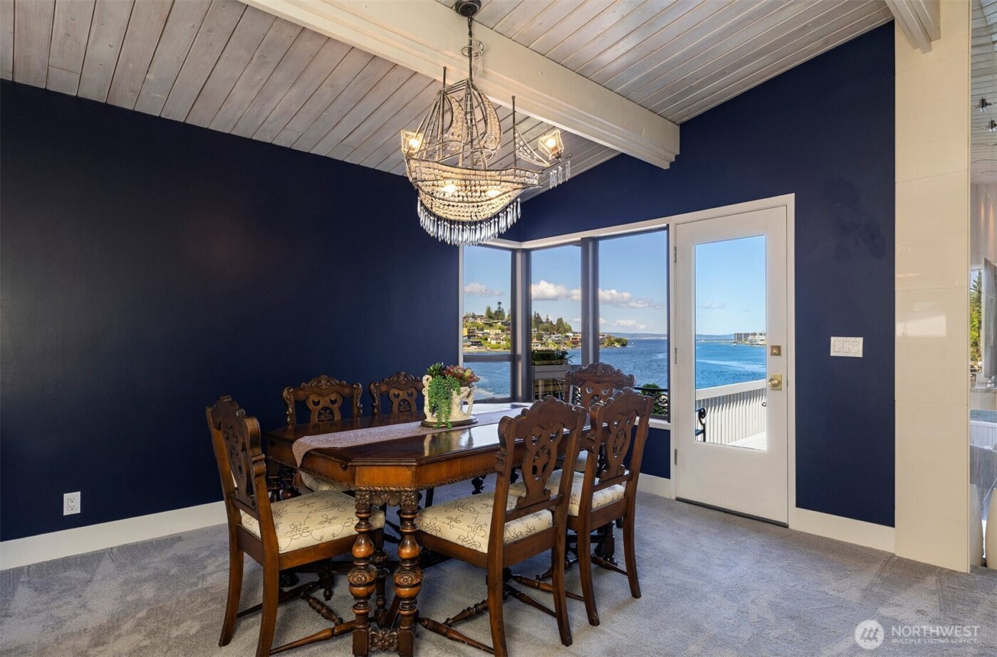 3510 W Commodore Way , Seattle, WA 98199