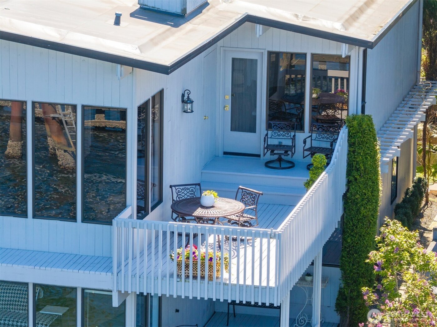 3510 W Commodore Way , Seattle, WA 98199