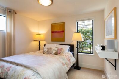 3510 W Commodore Way , Seattle, WA 98199 - Photo 25