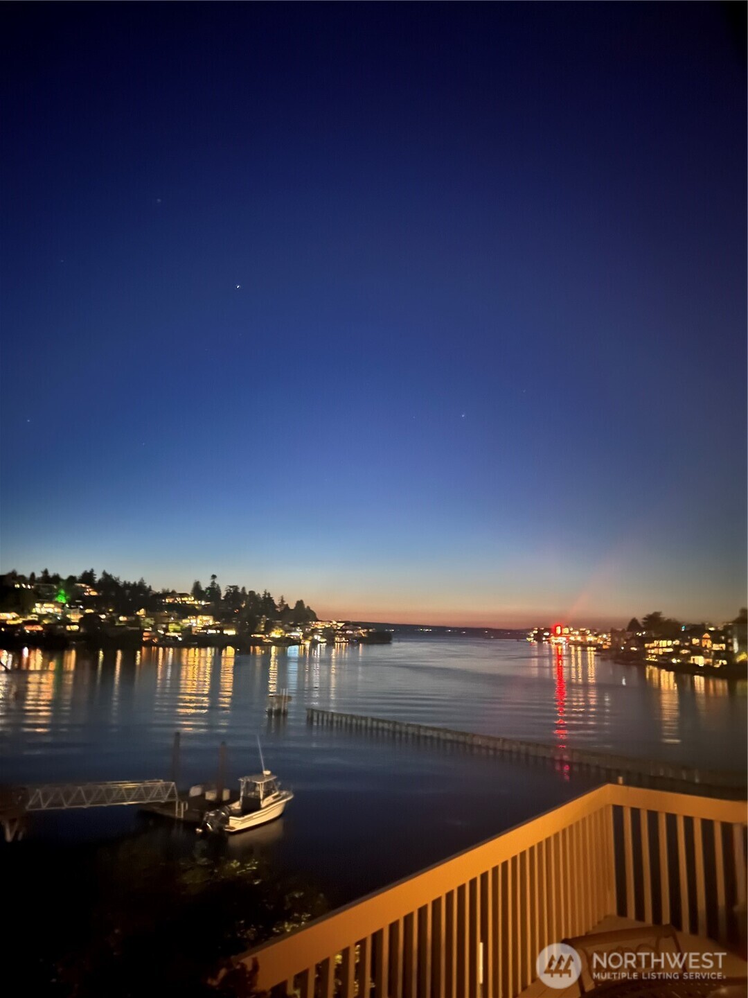 3510 W Commodore Way , Seattle, WA 98199