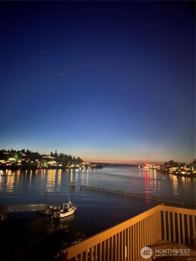 3510 W Commodore Way , Seattle, WA 98199 - Photo 36