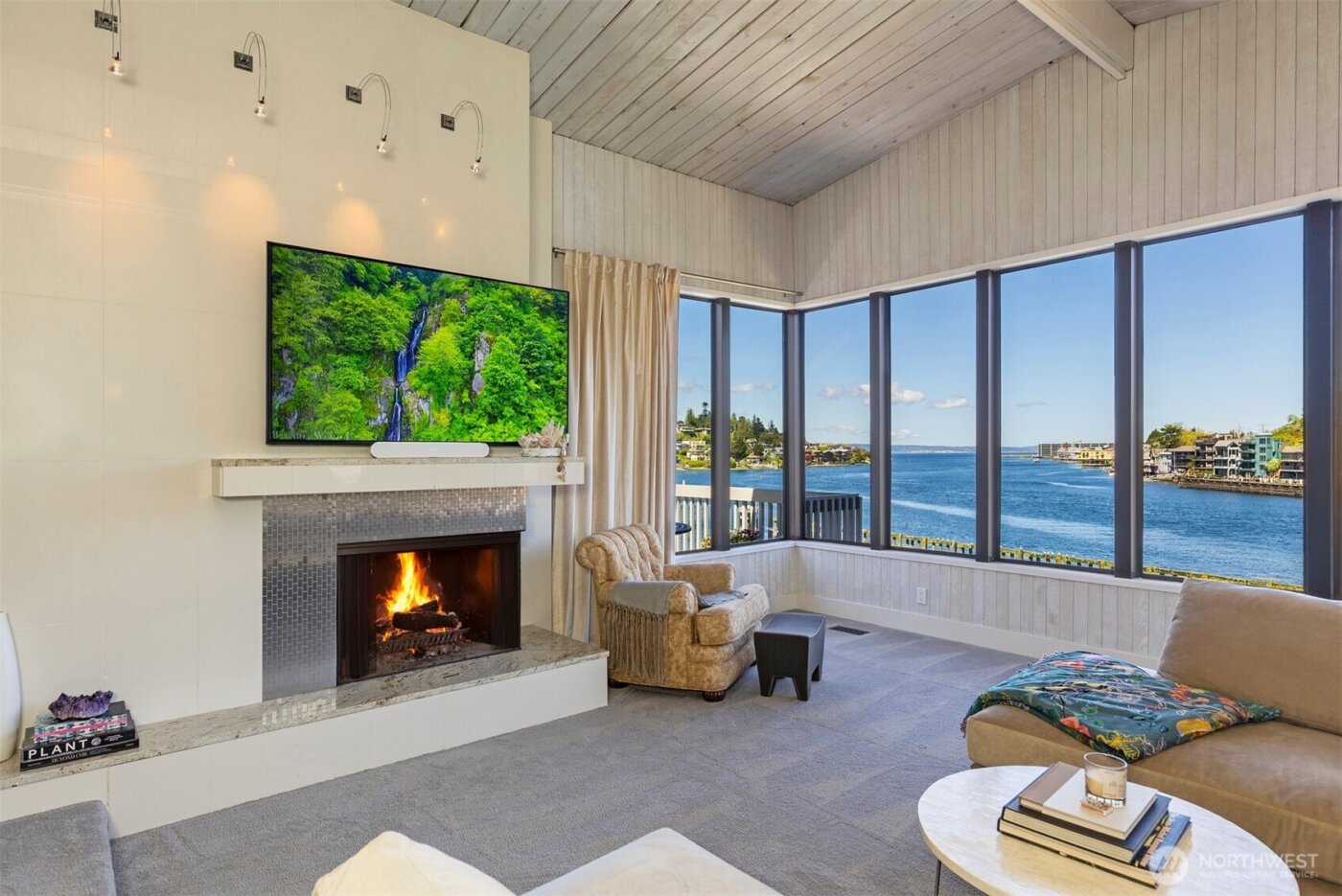 3510 W Commodore Way , Seattle, WA 98199