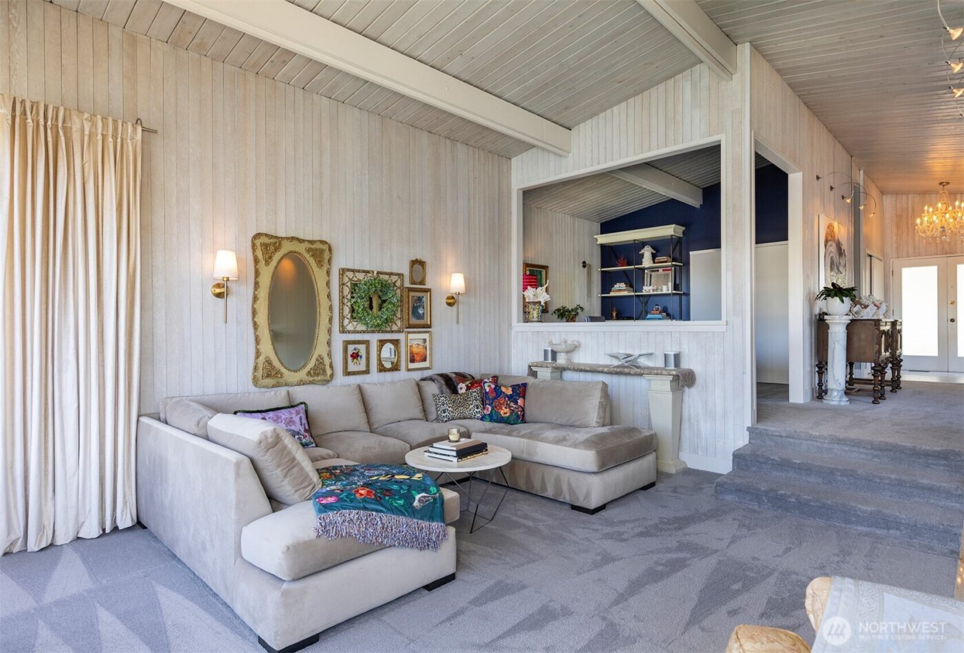 3510 W Commodore Way , Seattle, WA 98199