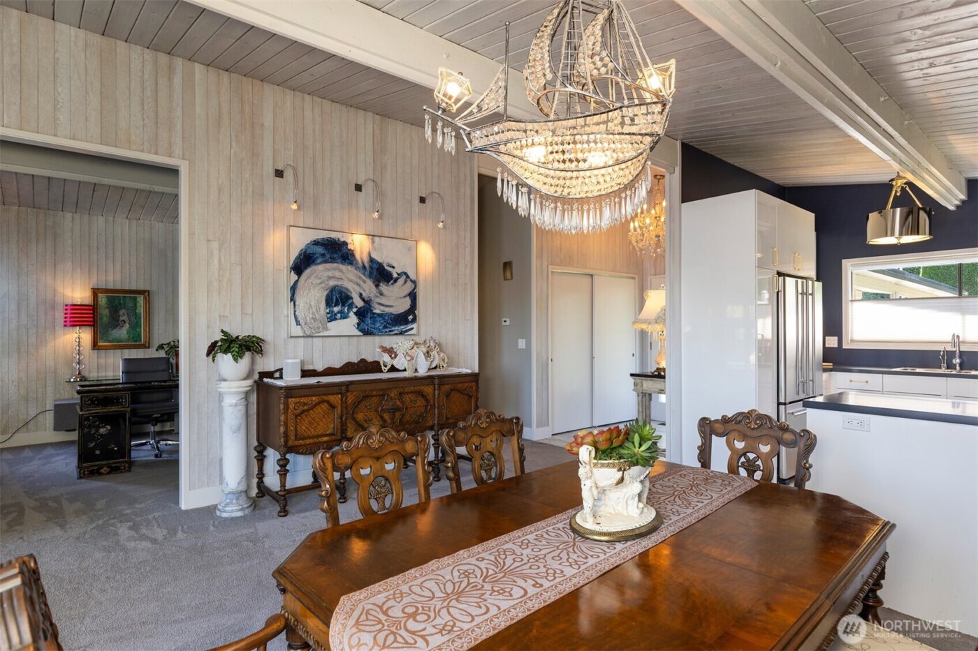 3510 W Commodore Way , Seattle, WA 98199