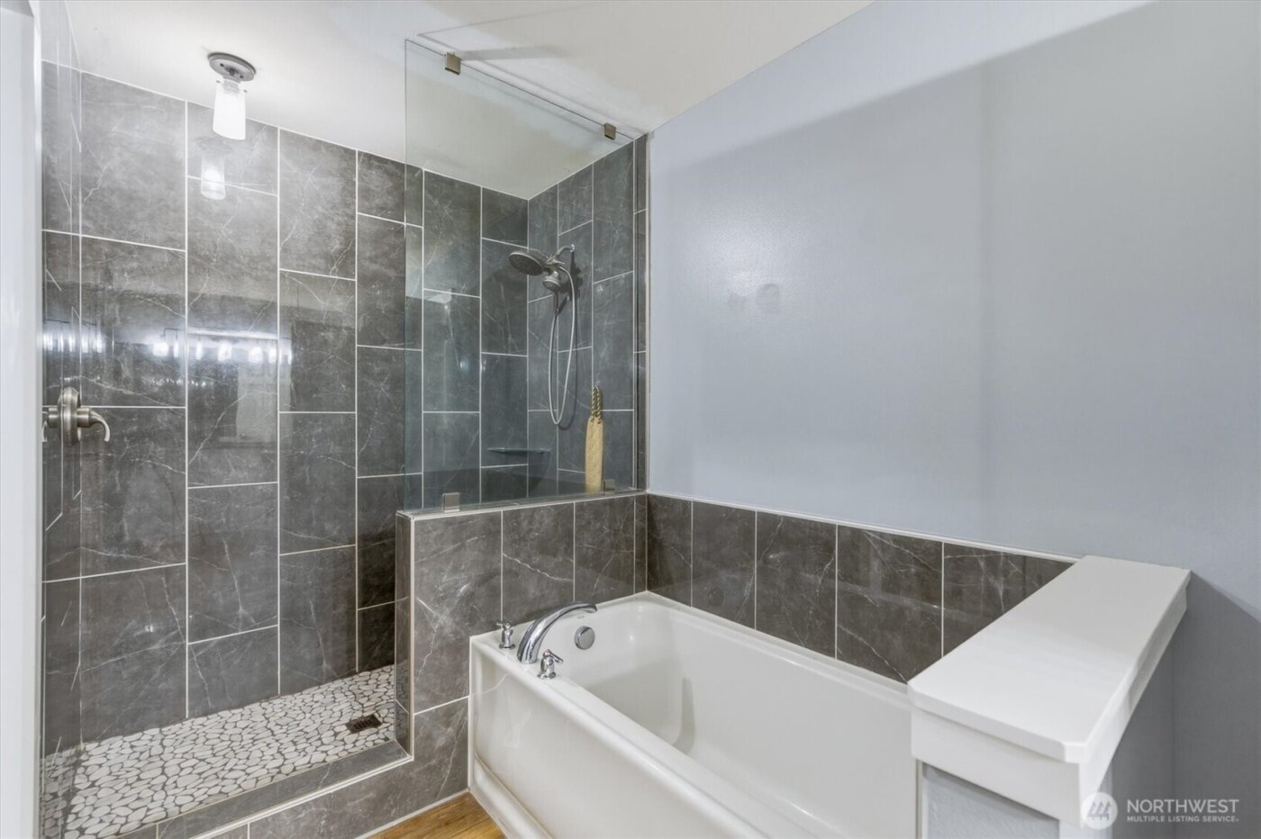 232 Shoreview Drive , Kelso, WA 98626