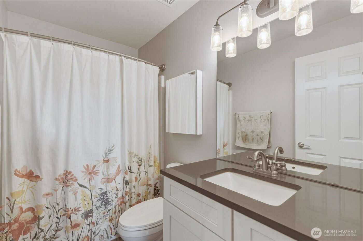 232 Shoreview Drive , Kelso, WA 98626