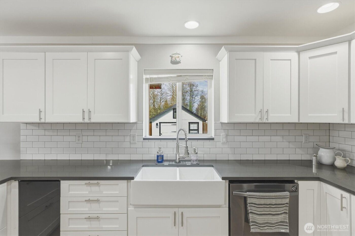 232 Shoreview Drive , Kelso, WA 98626