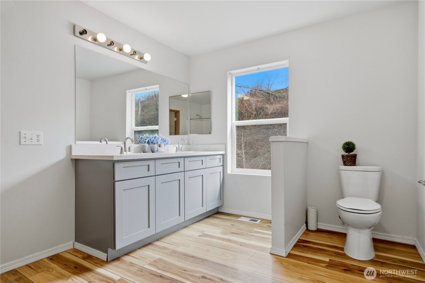 134 Index Avenue SE, Renton, WA 98056