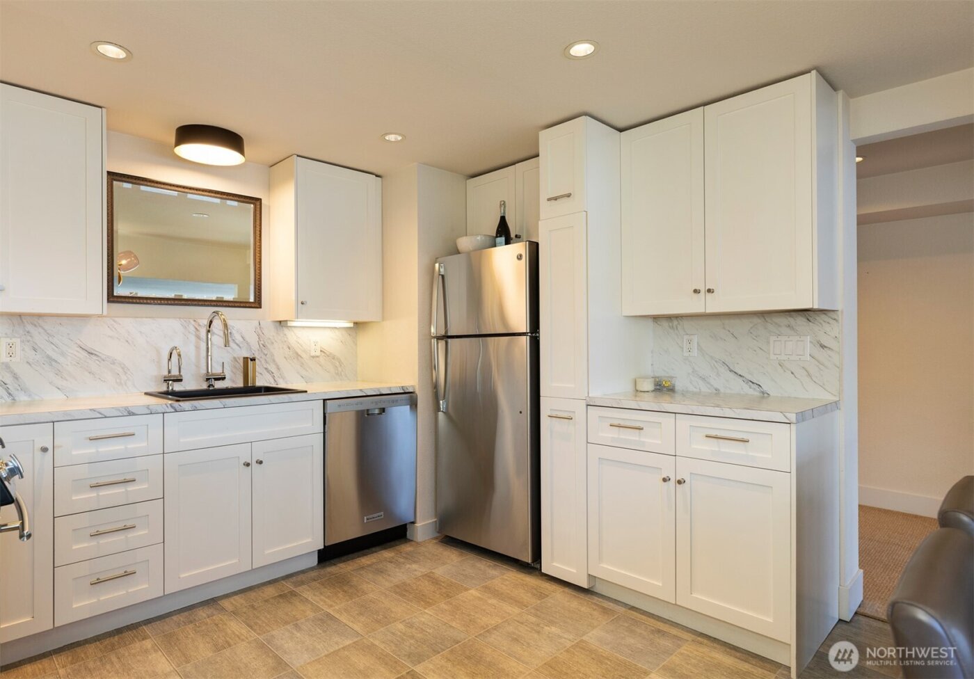 3510 W Commodore Way , Seattle, WA 98199