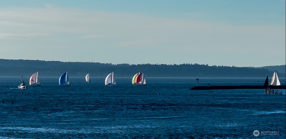 3510 W Commodore Way , Seattle, WA 98199