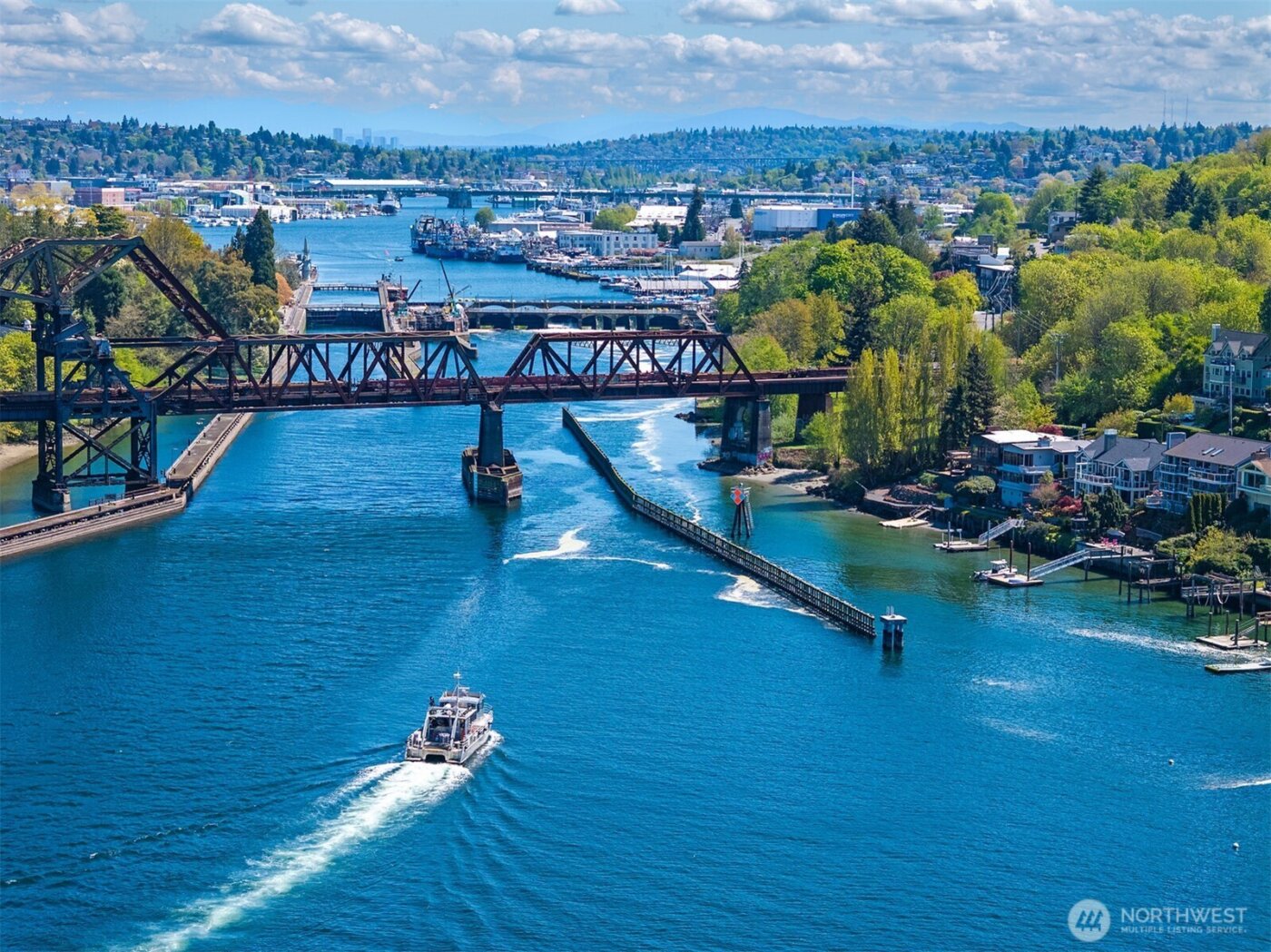 3510 W Commodore Way , Seattle, WA 98199