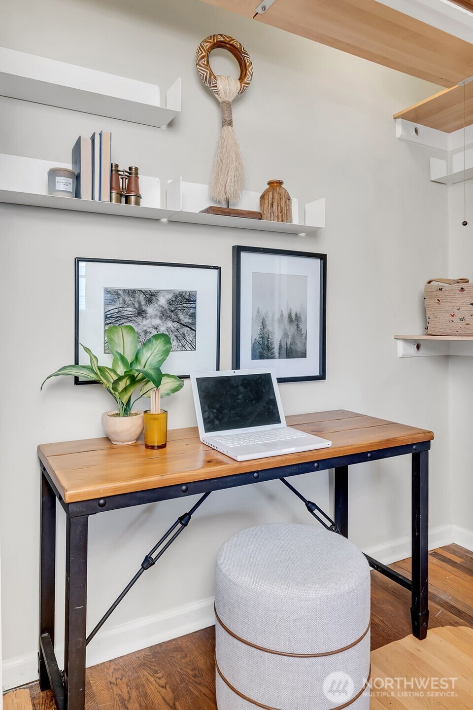 1120 17th Avenue #204, Seattle, WA 98122