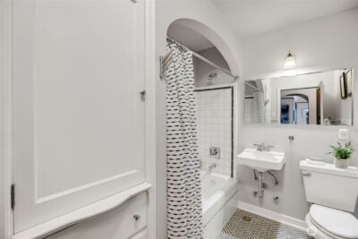 1120 17th Avenue #204, Seattle, WA 98122 - Photo 31