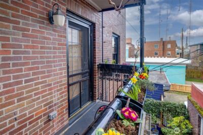 1120 17th Avenue #204, Seattle, WA 98122 - Photo 35