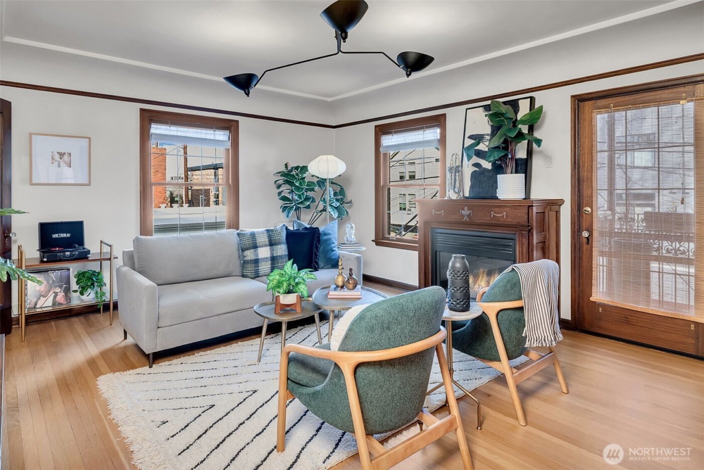 1120 17th Avenue #204, Seattle, WA 98122