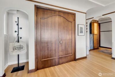 1120 17th Avenue #204, Seattle, WA 98122 - Photo 10