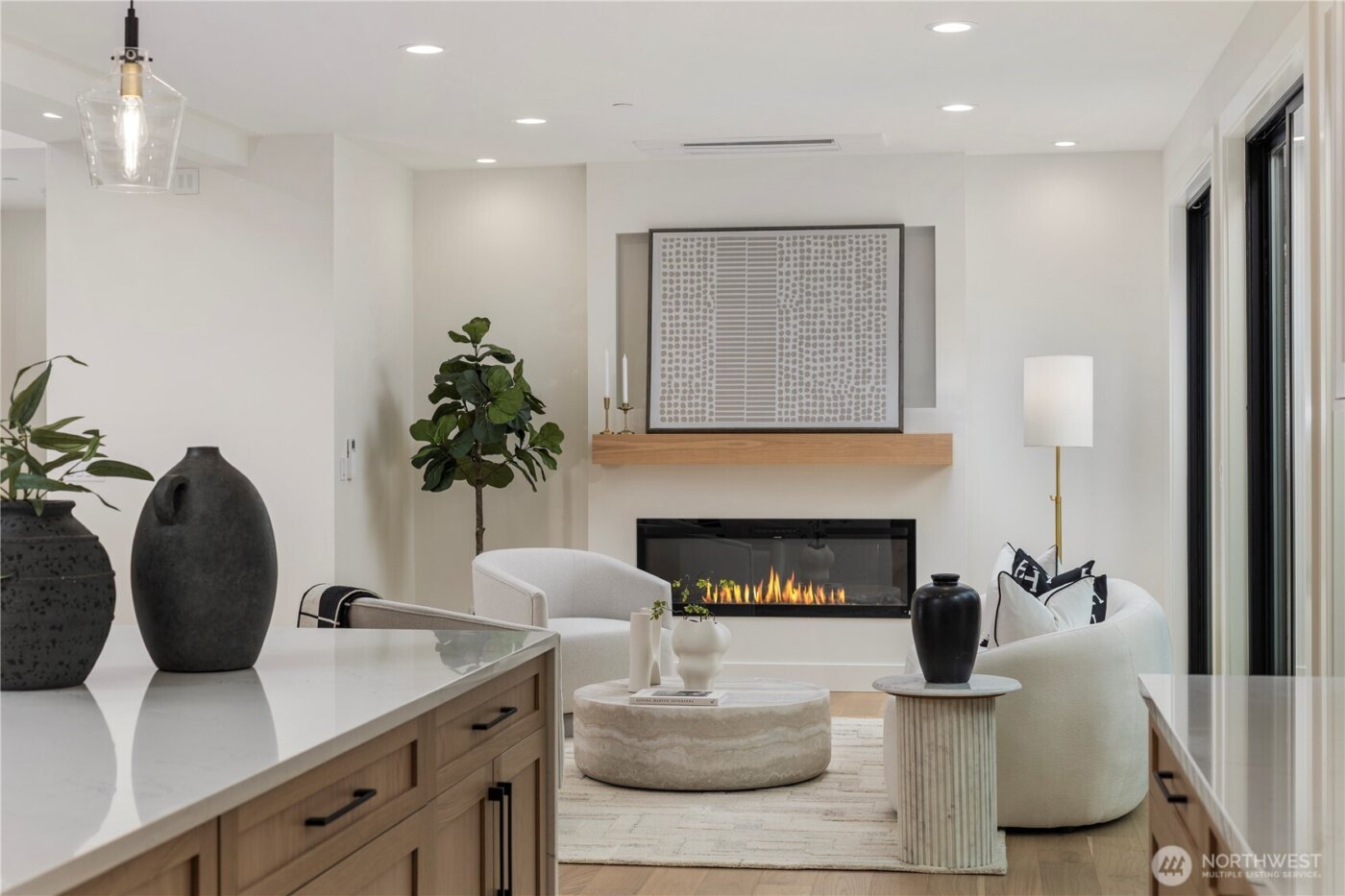 19926 68th Avenue NE, Kenmore, WA 98028