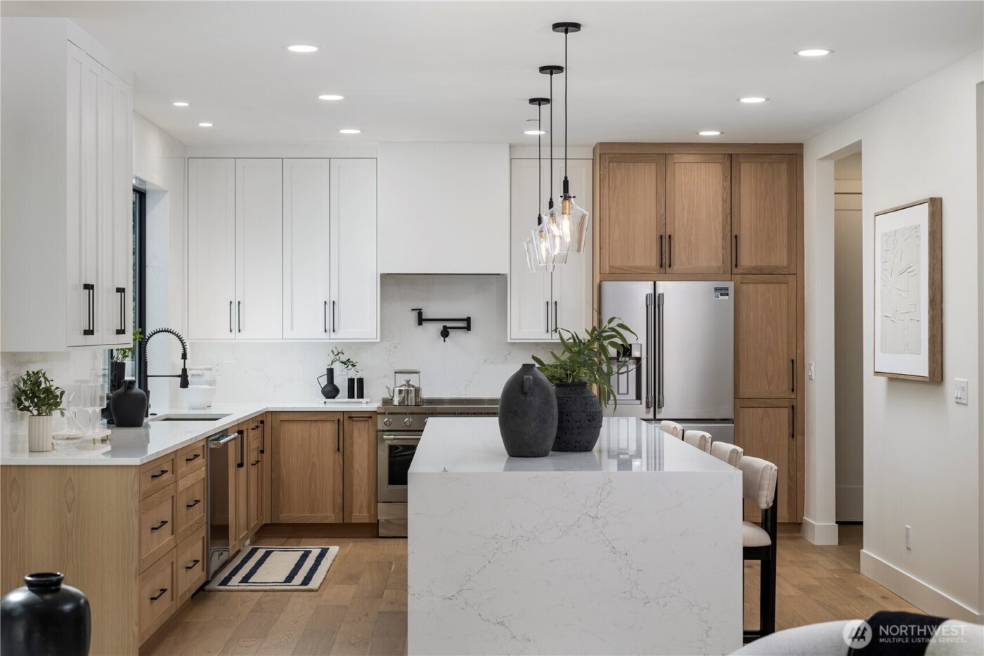 19926 68th Avenue NE, Kenmore, WA 98028