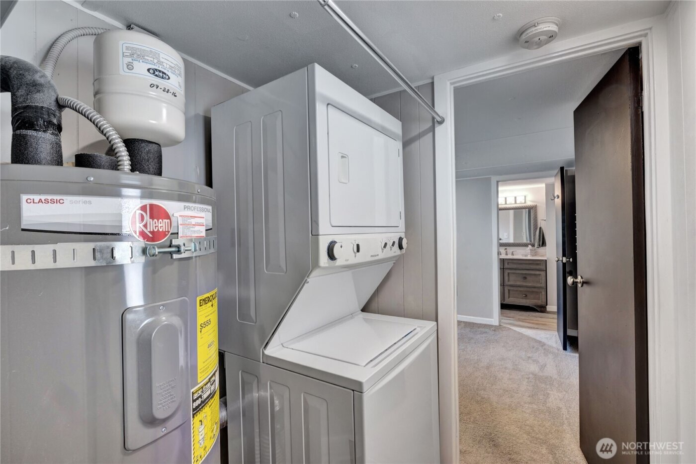 18425 NE 95th Street #82, Redmond, WA 98052