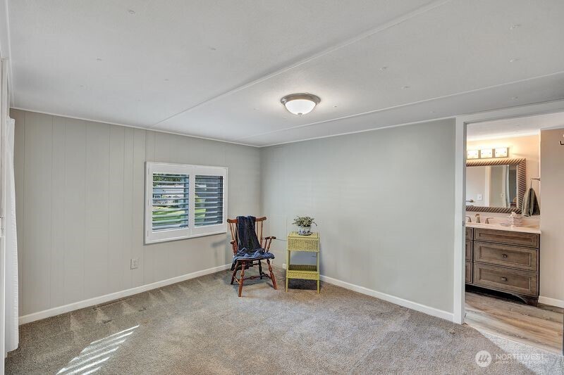 18425 NE 95th Street #82, Redmond, WA 98052