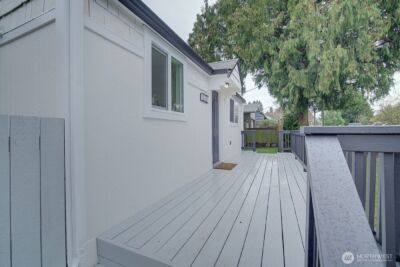 10231 36th Avenue SW, Seattle, WA 98146 - Photo 11