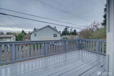 10231 36th Avenue SW, Seattle, WA 98146 - Photo 18