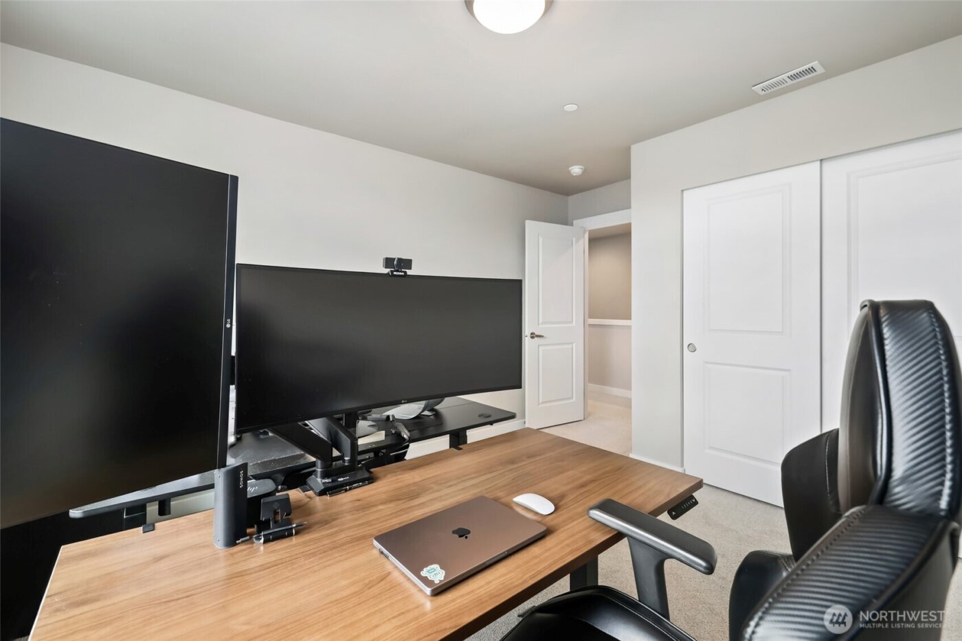 10445 11th Street E, Edgewood, WA 98372