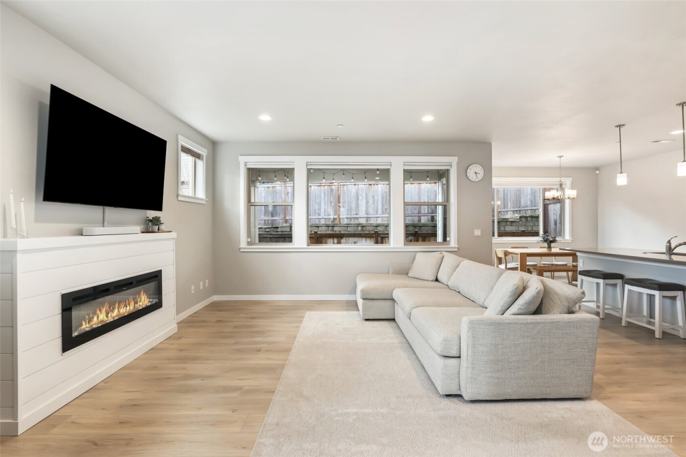 10445 11th Street E, Edgewood, WA 98372