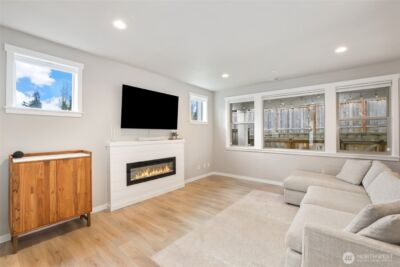 10445 11th Street E, Edgewood, WA 98372 - Photo 6