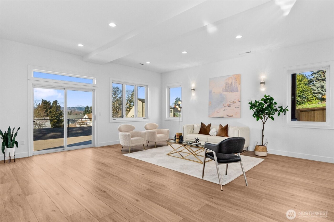 437 Hazel Avenue N, Kent, WA 98030