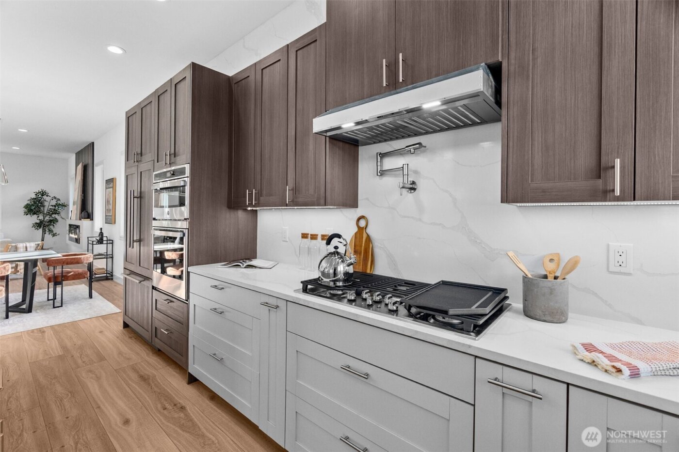 437 Hazel Avenue N, Kent, WA 98030