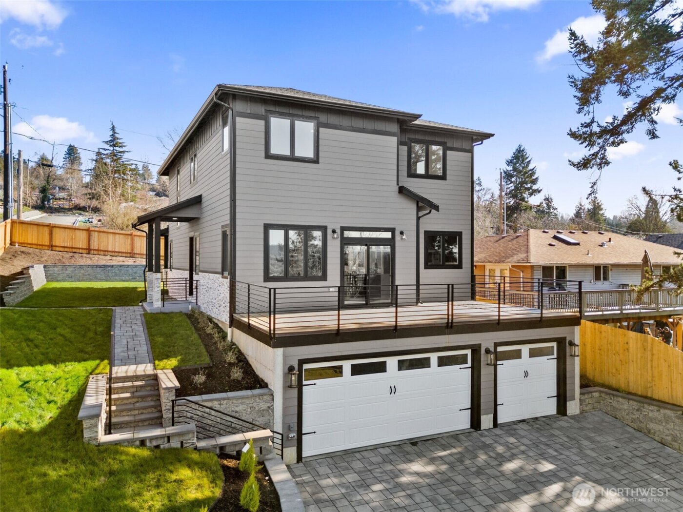 437 Hazel Avenue N, Kent, WA 98030